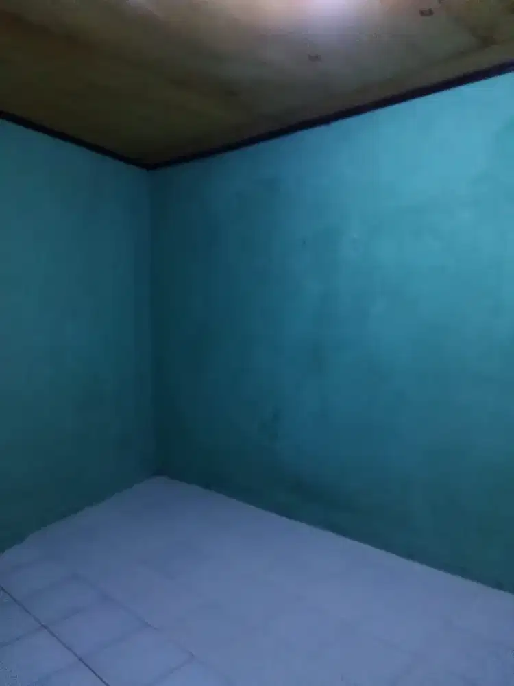 Disewakan / dikontrakan rumah 3 petak Cijantung murah