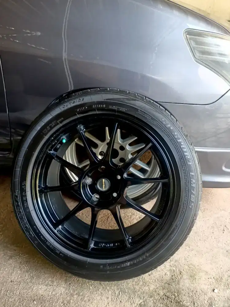 Velg R18 WedsSport TC105N Plus Ban Innova