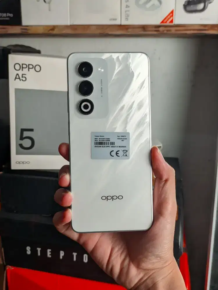 OPPO A5 2025 8/256 BU