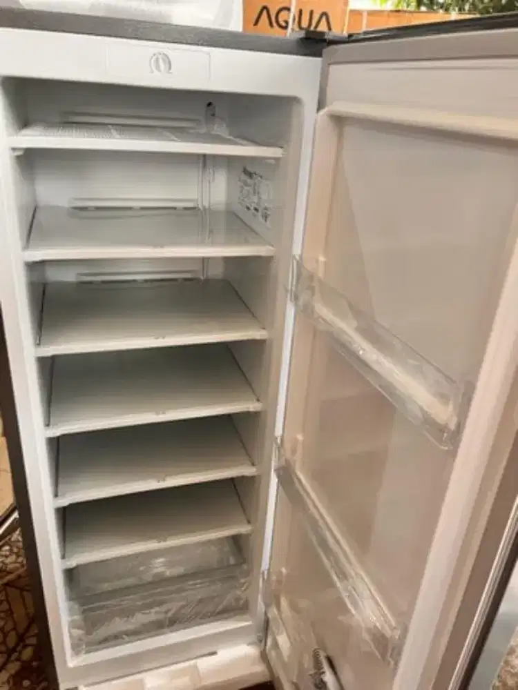 Jual freezer 6 rak