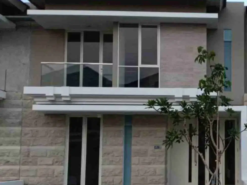 Dijual Rumah lokasi Greenlake Lakarsantri Surabaya