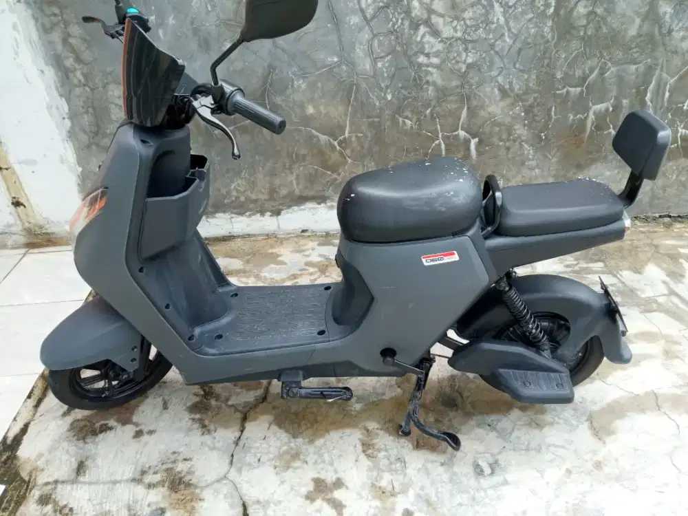 Jual Selis Uwinfly D60