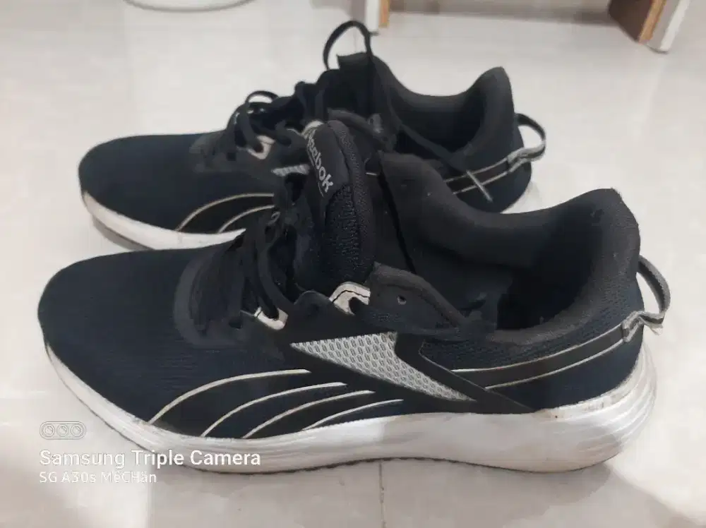 Sepatu Reebok Reebok