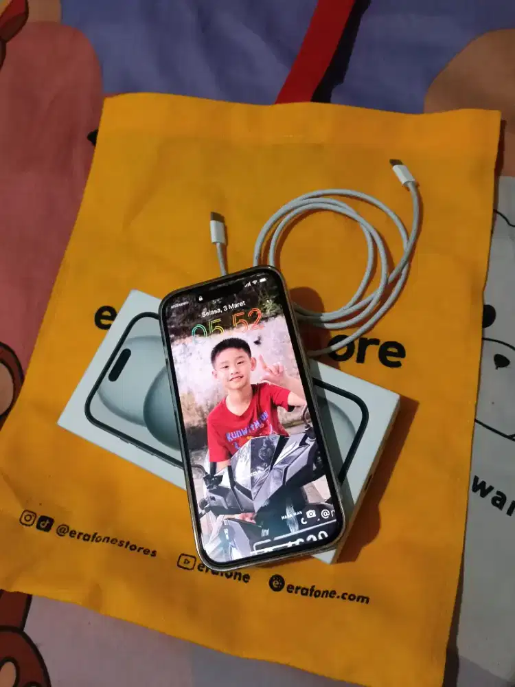 JUAL CEPAT IPHONE 15 128 GB WARNA BLACK IBOX