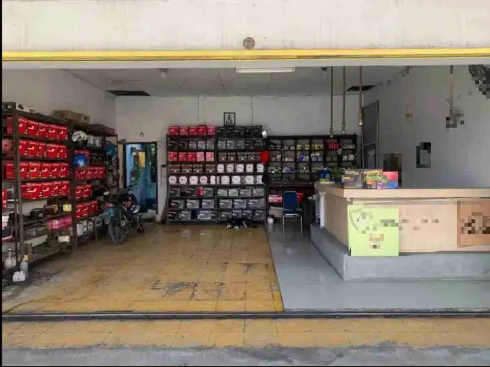 RUMAH USAHA JALAN RAYA MAJAPAHIT GAYAMSARI PEDURUNGAN SEMARANG