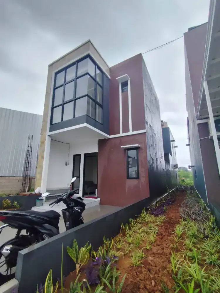 4KM ke LRT Cikunir 1, 5menit gerbang tol. Nempel GRAND GALAXY. Murraah