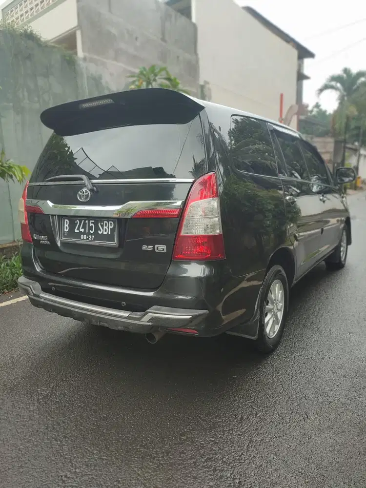 Toyota kijang Inova G 2.5 at diesel Tahun 2012 (upgrade  barong  )