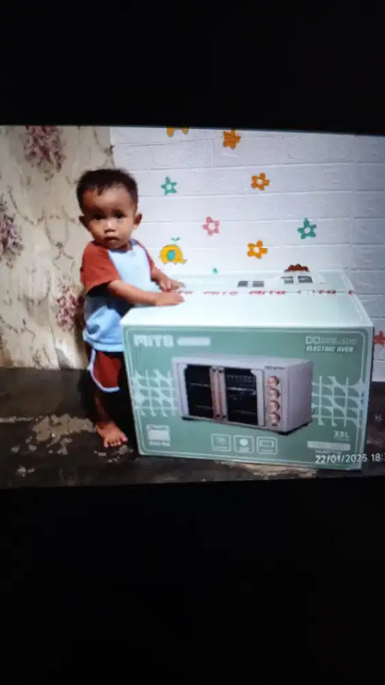 DIJUAL OVEN MITO MO300 *kondisi masih baru belum pernah di pake*