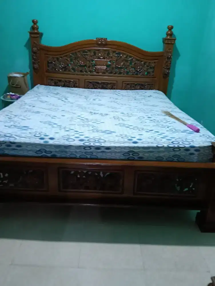 Tempat tidur jepara asli