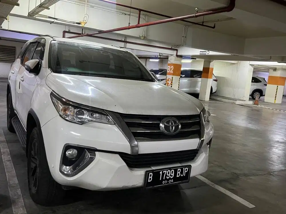 Dijual Cepat Toyota Fortuner VRZ Tahun 2016,km 170