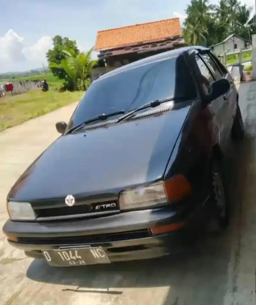 Jual sedan daihatsu claasy