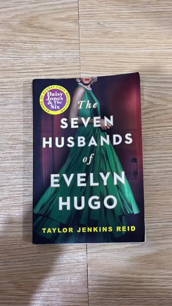 Seven Husbands Buku Second