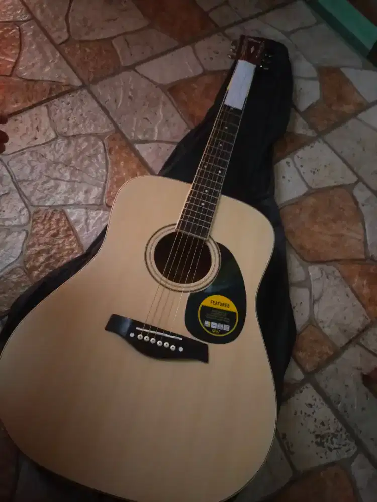 Gitar chord akustik