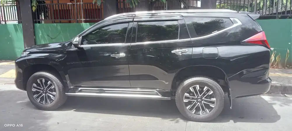 Mitsubishi Pajero Sport Diesel 4x2 A/T thn 2023 Hitam
