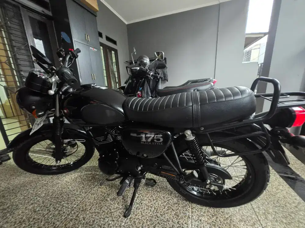 Di jual kawasaki W175