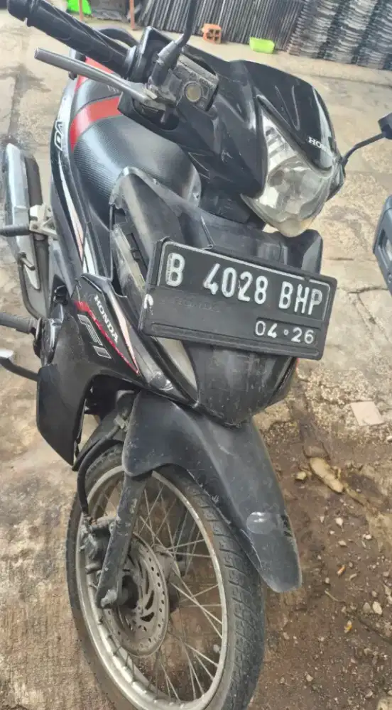 Dijual Motor Revo 2016