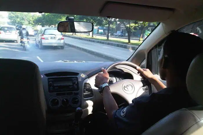 DICARI DRIVER PRIBADI