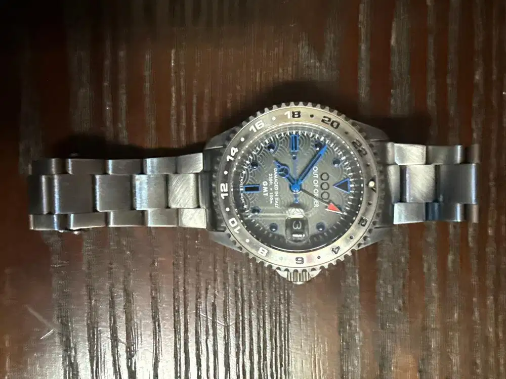 Shibuya Jam Triple O (Out Of Order) lengkap dengan Box dan rantai sisa