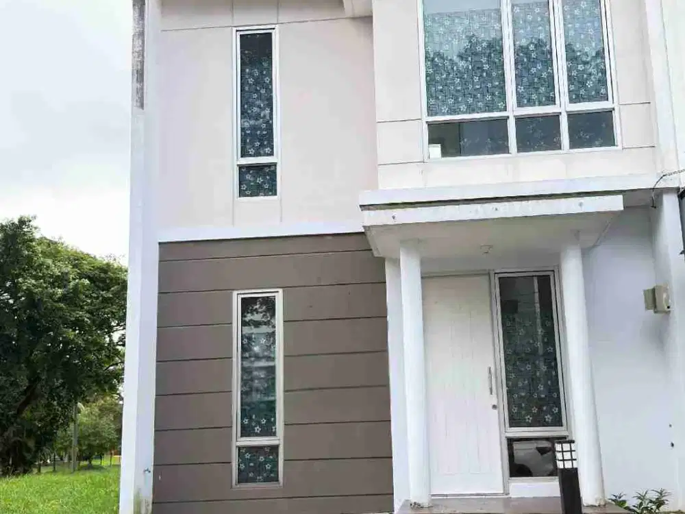 DIJUAL ATAU DISEWAKAN RUMAH POSISI HOEK 2 LANTAI DI SEKTOR 7 GADING SERPONG
