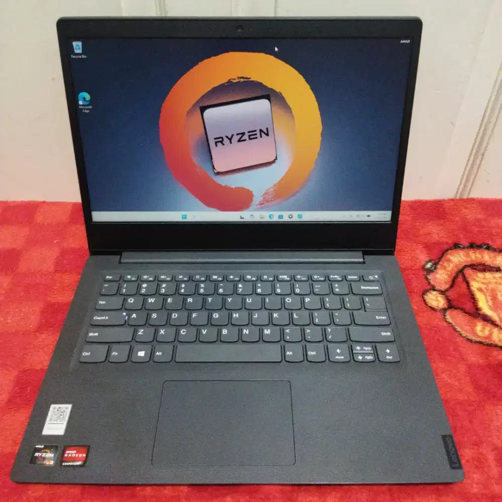 LENOVO V14 RYZEN 3 3250U 8GB|256GB WINDOWS 11
