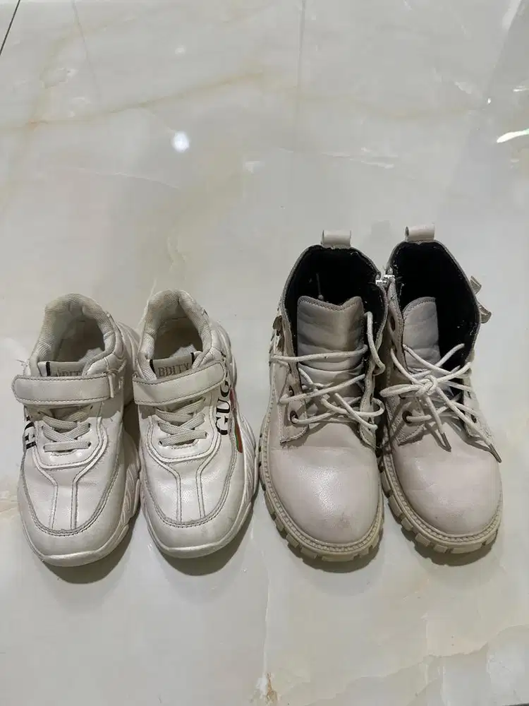 Sepatu boots anak perempuan