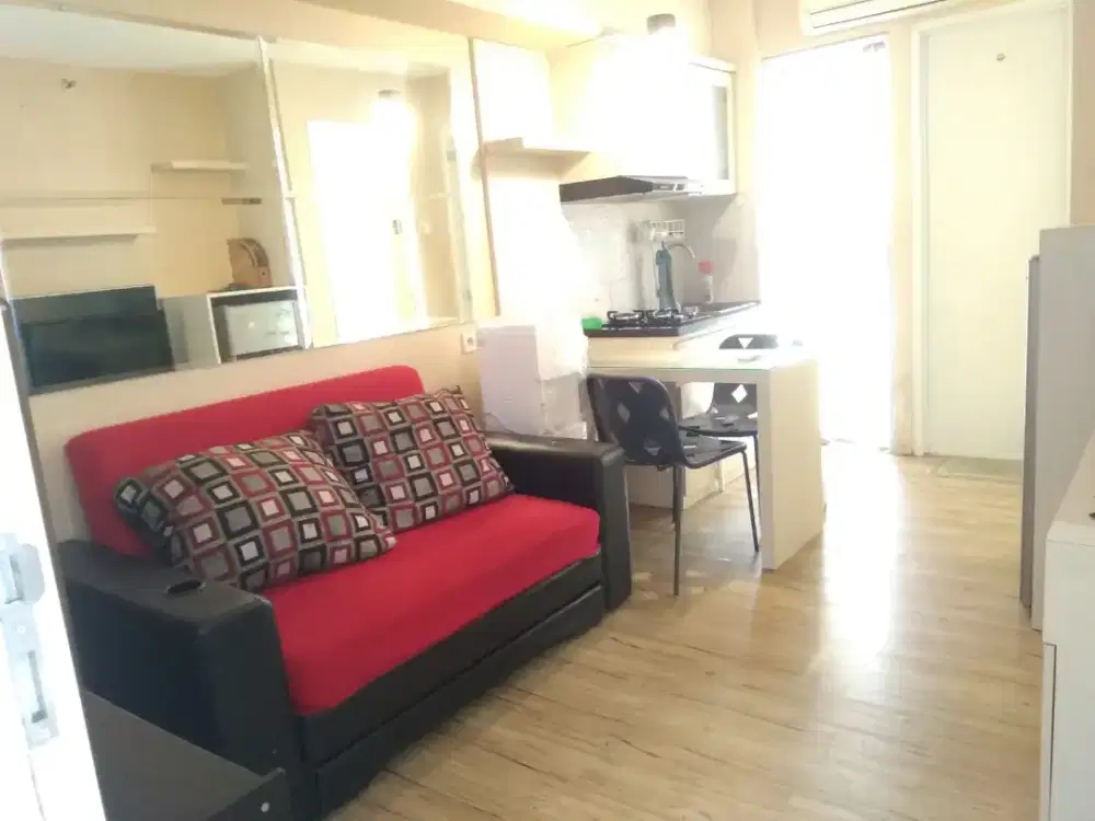 DISEWAKAN UNIT APARTMENT BASSURA 2 KAMAR FURNIS DIATAS MALL