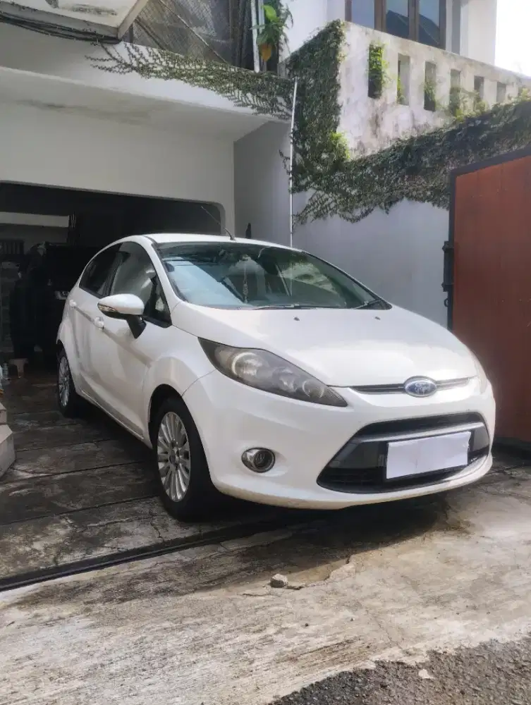 Ford Fiesta 2013 Bensin