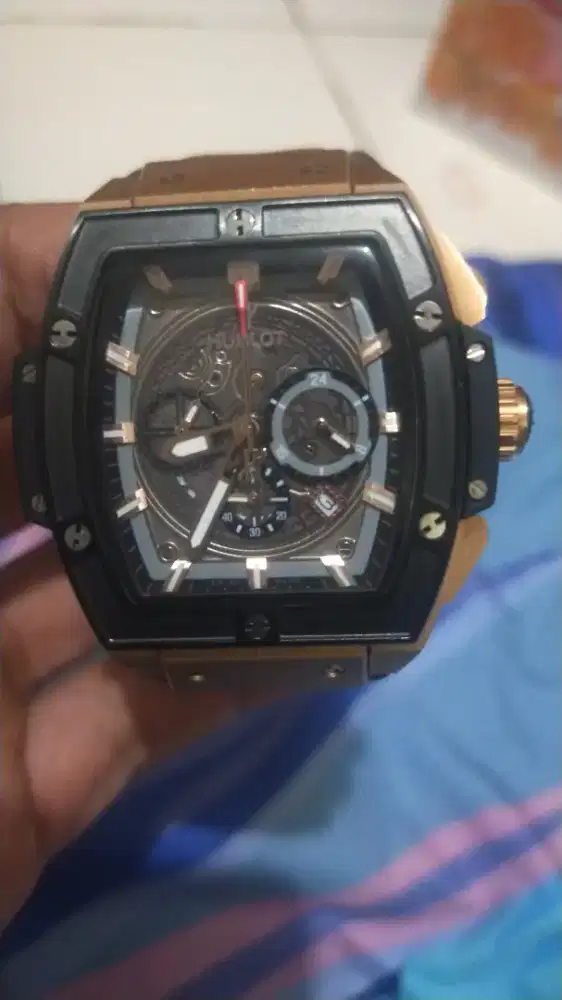 Jam tangan Hublot senna