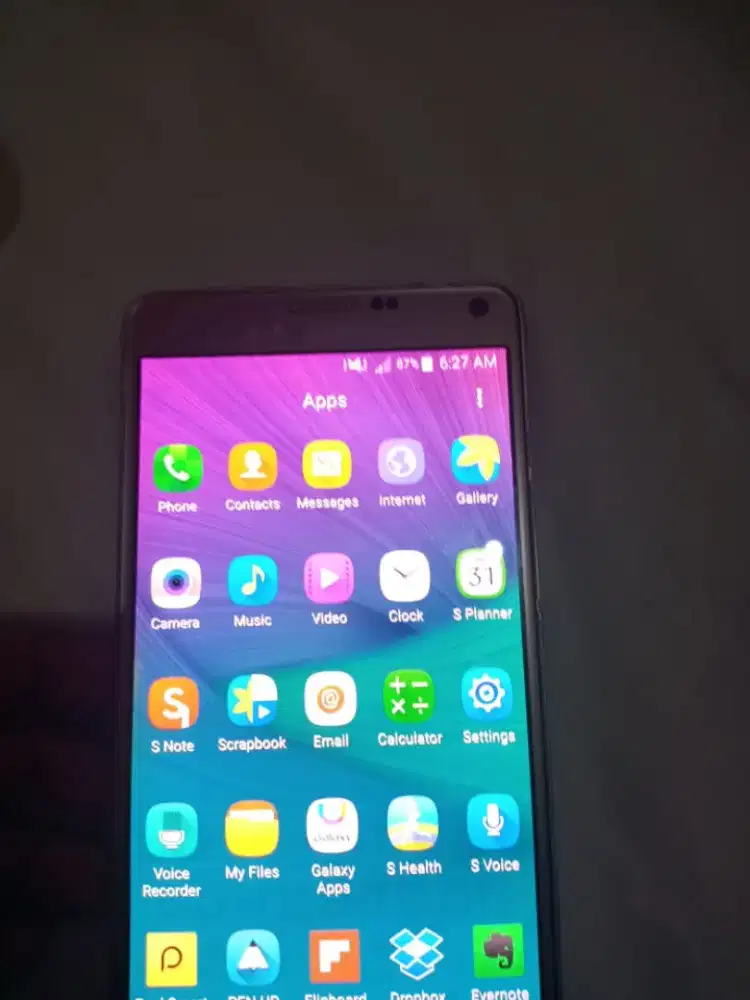 Galaxy note 4 dengan pena stylus