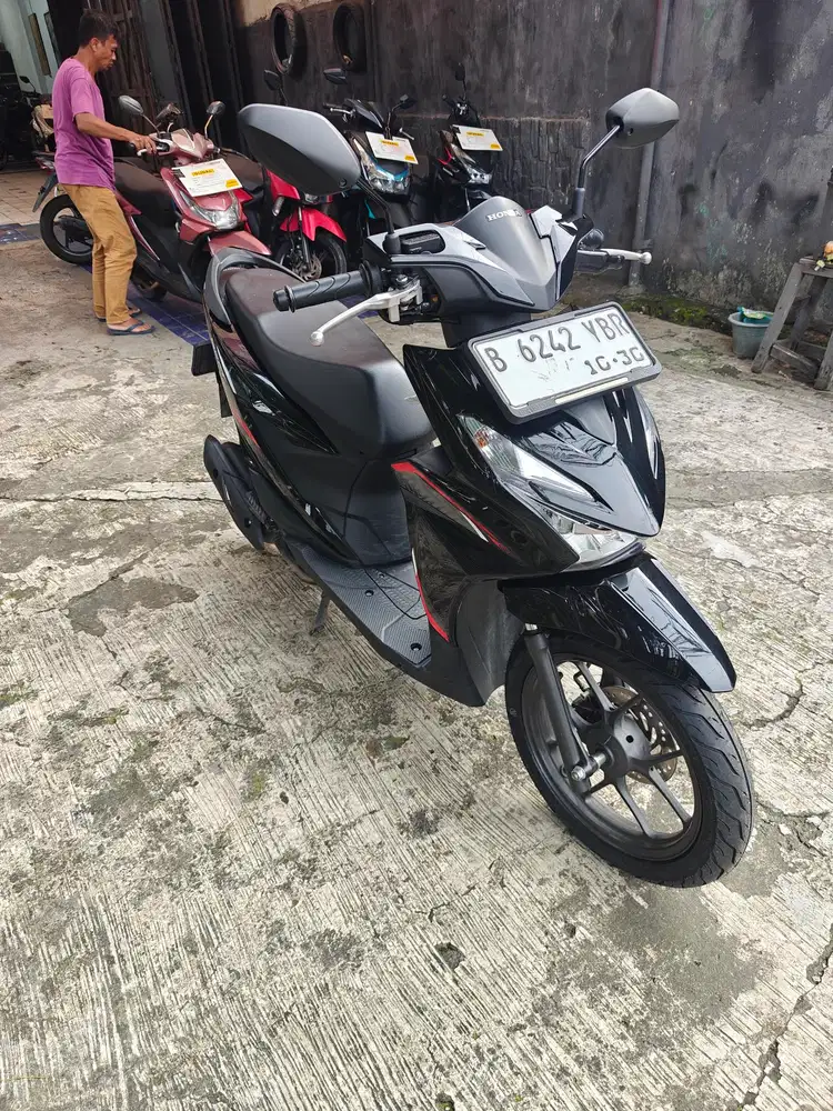 Beat cbs 2025 ybr km 1700 dp 500rb