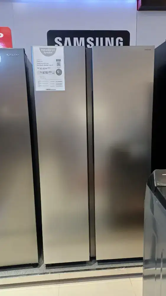 kulkas Samsung SXS RS57