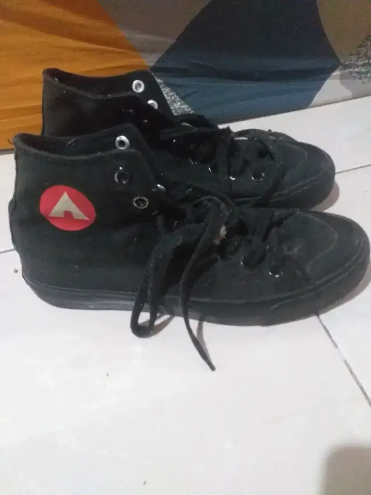 SEPATU Air Walk