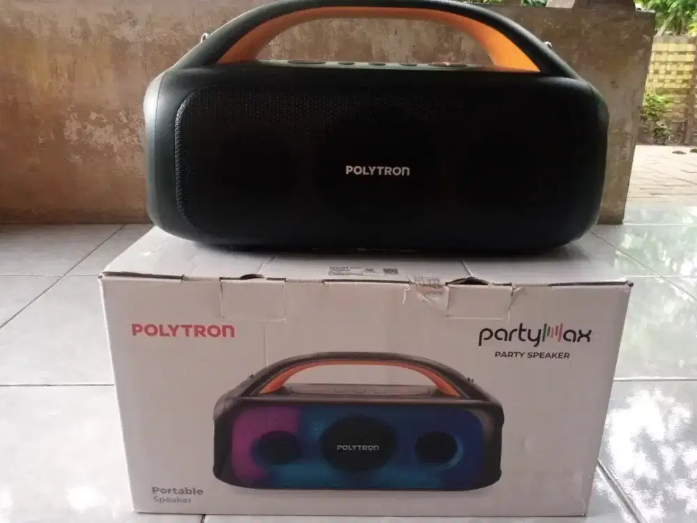 Speaker polytron partybox