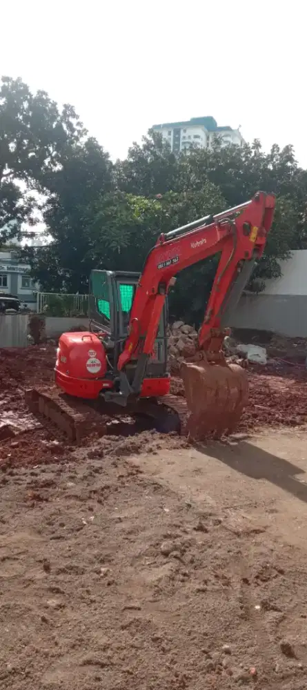 Dumptruk 7m³ crane excavator pc75 vibro dozer d65 beko pc50 kubota