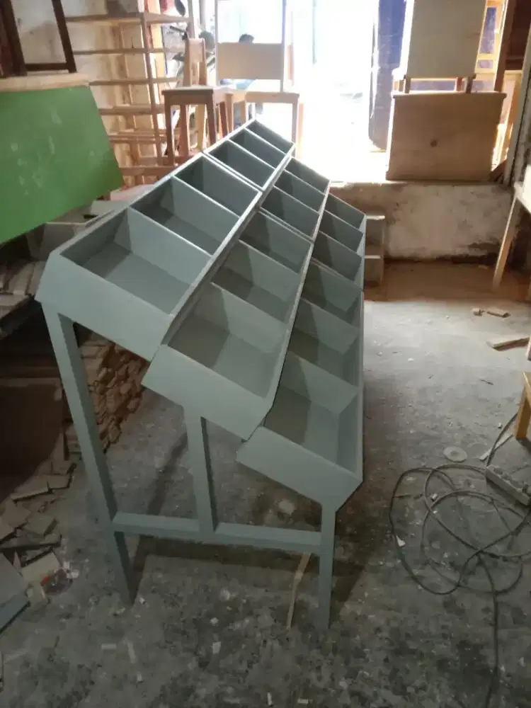 Lemari show untuk sayur, buah, buku, atao peralatan lain2