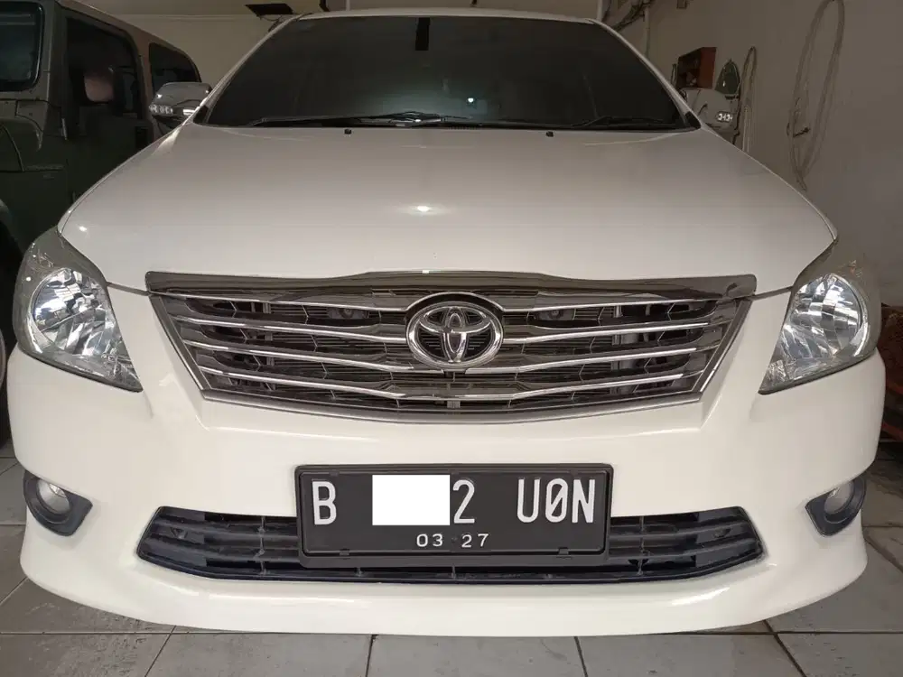 Toyota Innova G Diesel Automatic 2012
