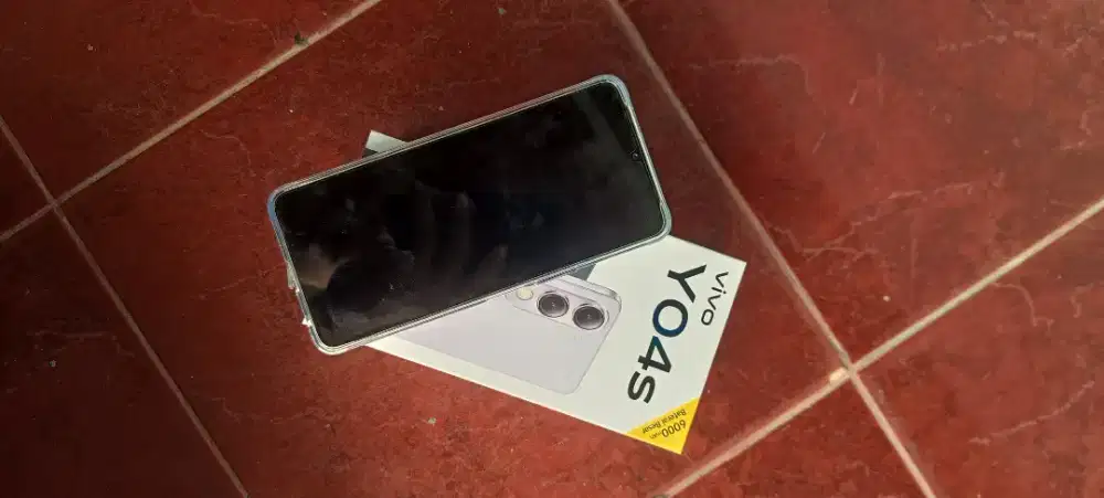 Di jual HP VIVO Y04s