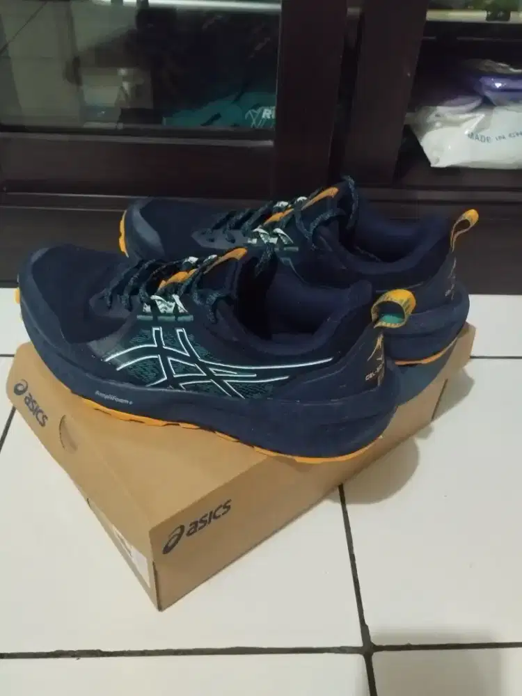 Sepatu Trailrun ASICS GEL SONOMA 8 ORIGINAL size 41 / 8