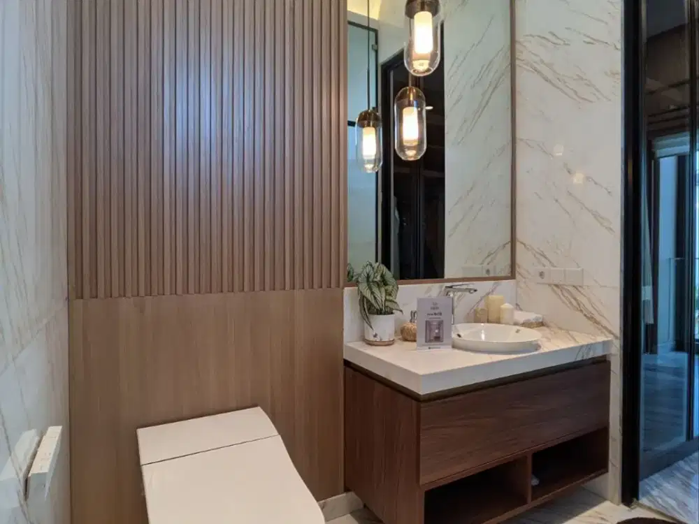 Rumah Full Marmer 2 Lantai 4 Kamar Tidur Dekat Saint John School