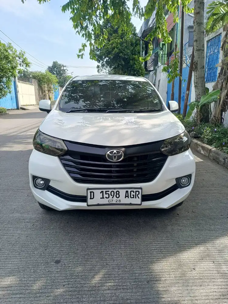 Toyota Avanza E matic 2018 putih