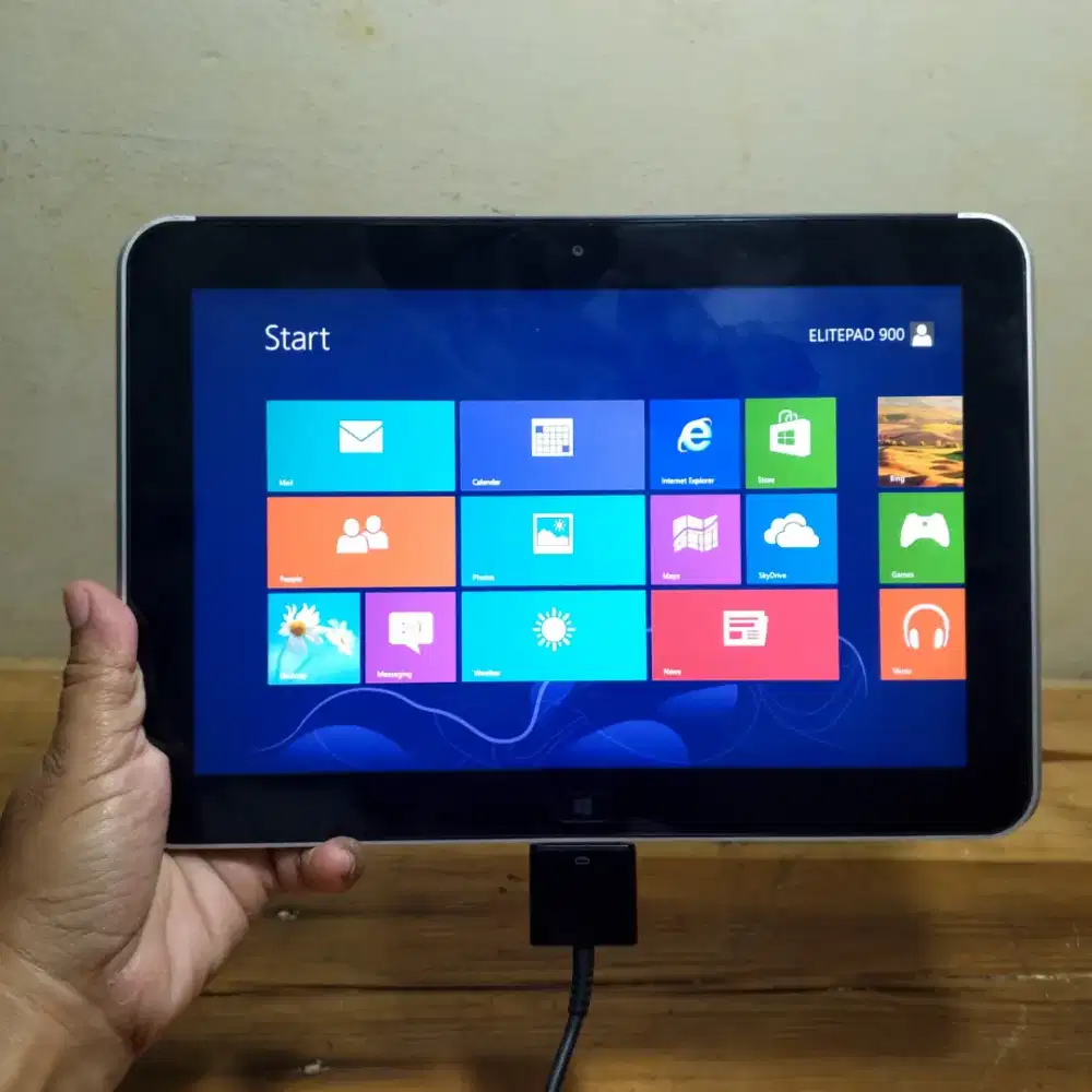 Tablet windows HP Elitepad 900  Ram 2 GB MMC 128 GB