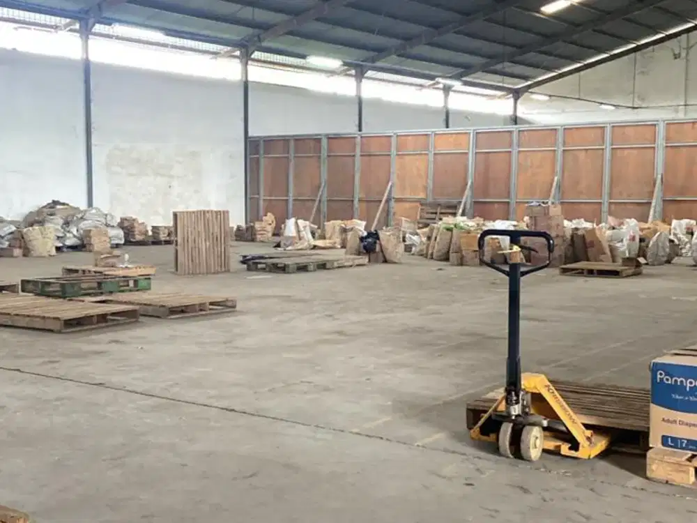 Gudang Luas 2lt Pinggir Jalan Raya Cibitung – Dekat Tol & Stasiun KRL