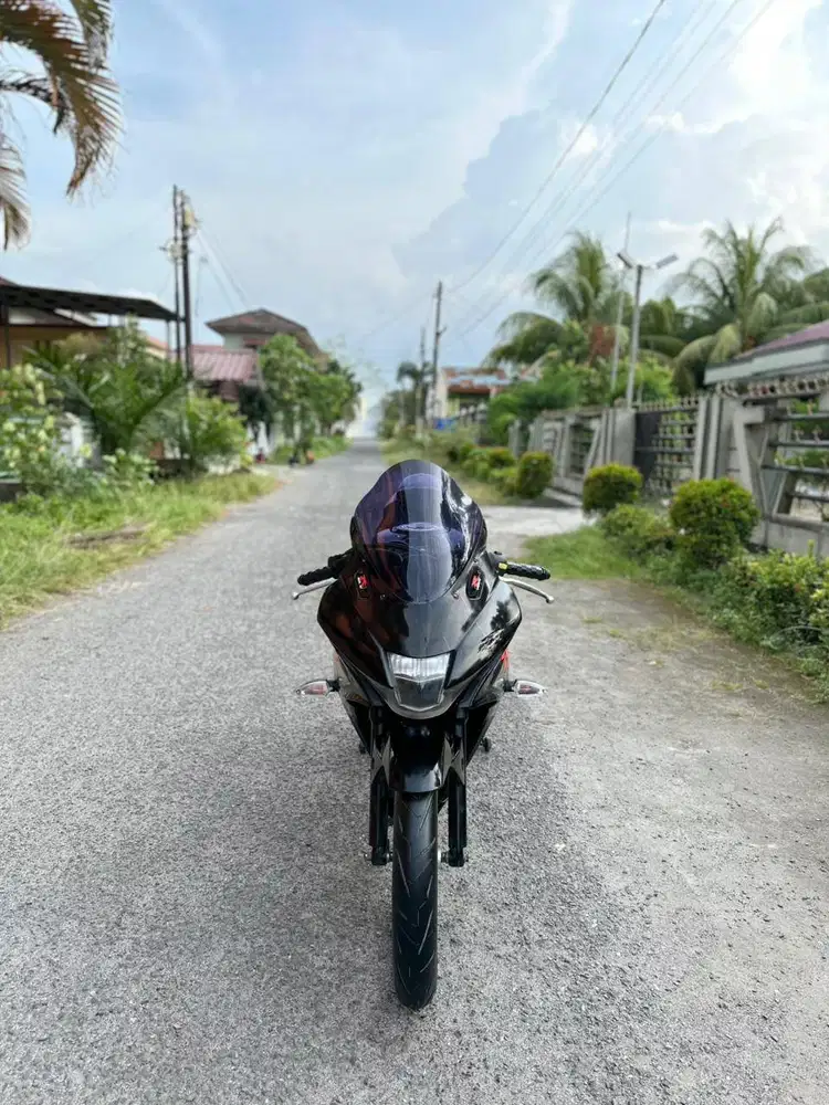 Suzuki GSX R 150 Tahun 2018