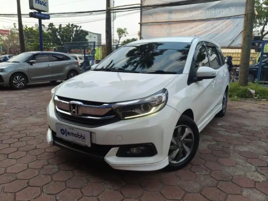 Honda Mobilio 1.5 E Bensin-MT 2020 Putih