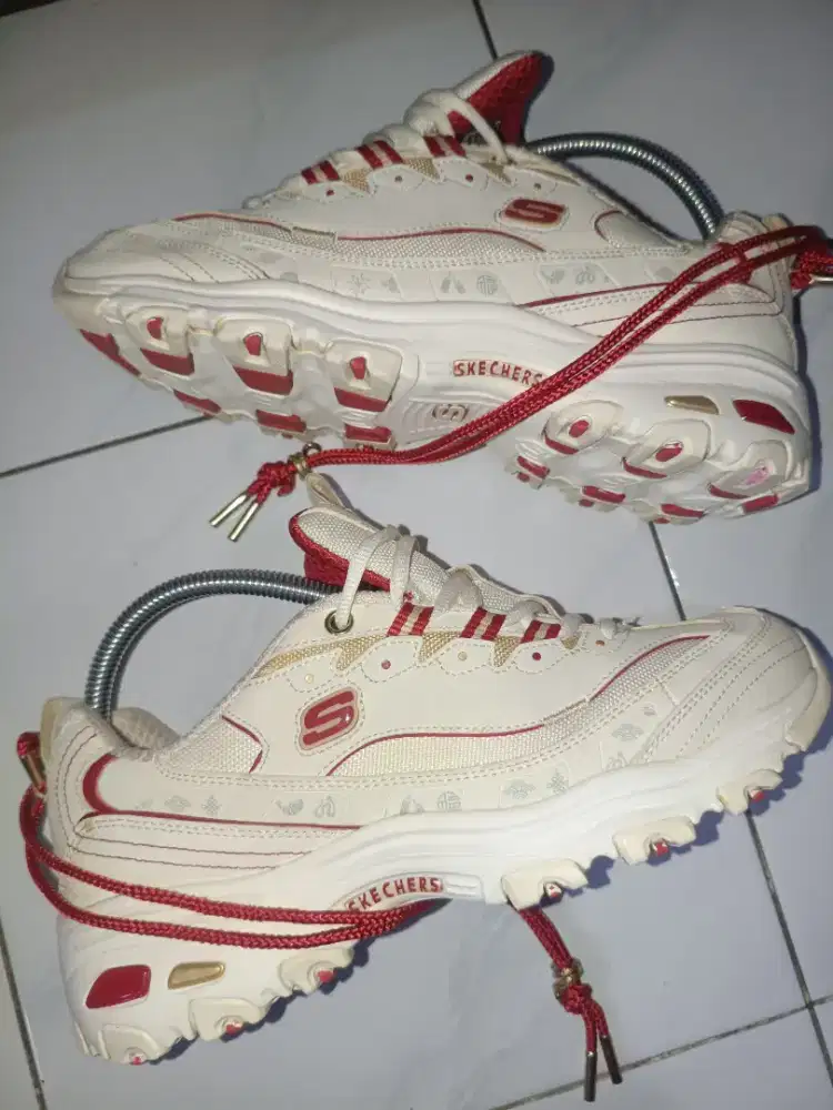 Skechers d'lites putih merah size 39 insole 26cm