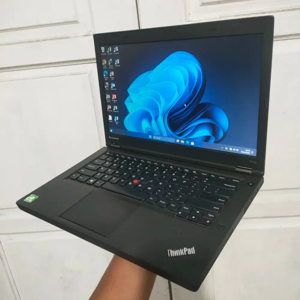 Lenovo Thinkpad T440P Core i5 4330M Ram 8GB SSD 256GB Dual VGA Nvidia