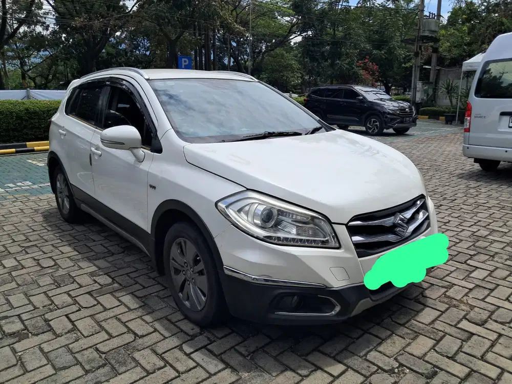 DFSK Glory 580 2024 km 15 ribu seperti baru.