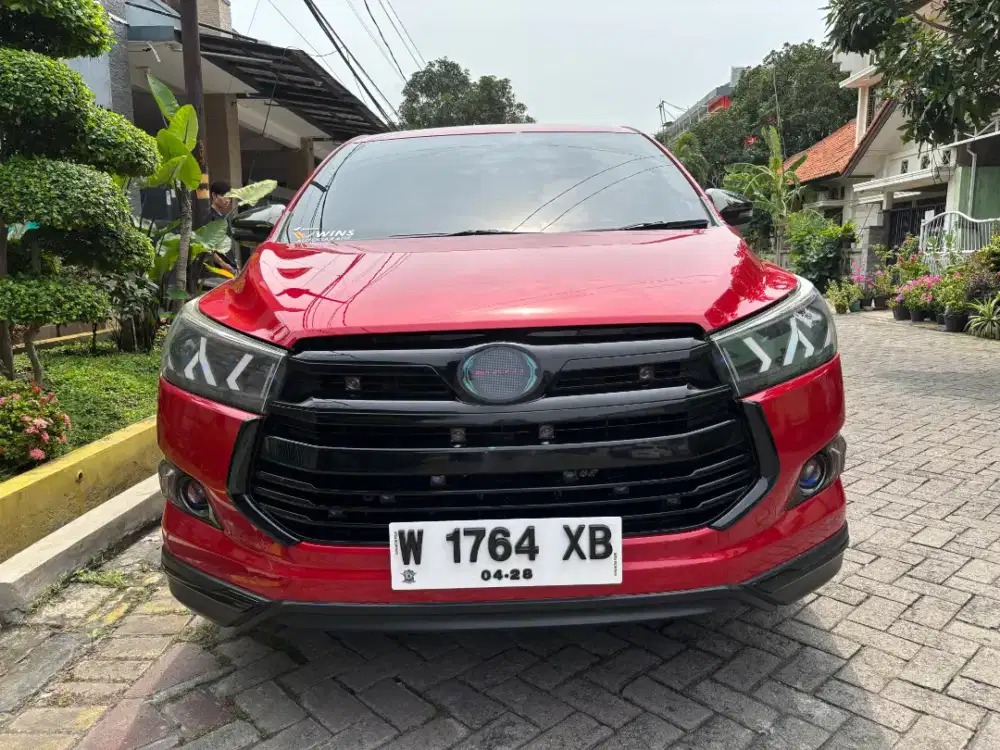 DP 40 JT INNOVA REBORN 2.0 VENTURER ( BENSIN ) MATIC / AT 2017 #2017