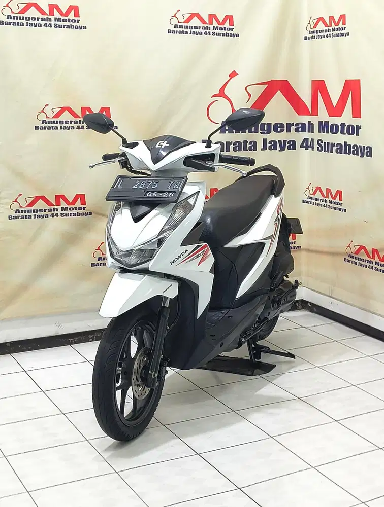 Honda Beat CBS tahun 2021 warna putih