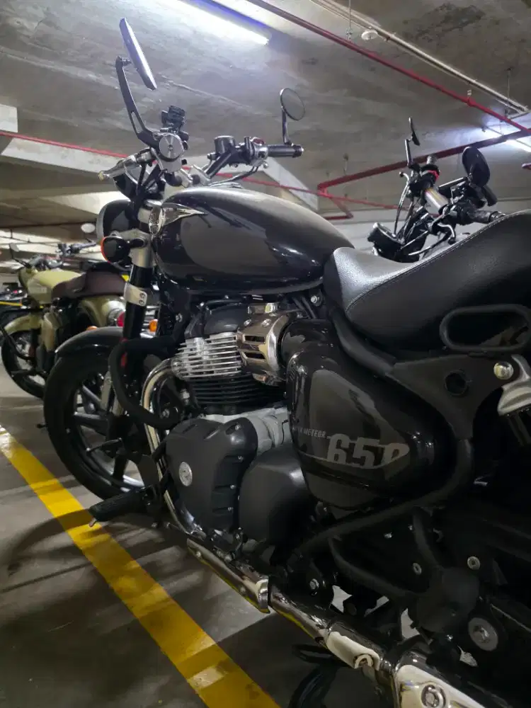 Royal Enfield Super Meteor 650